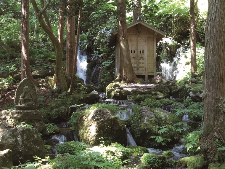 胴腹滝 鳥海山 飛島ジオパーク