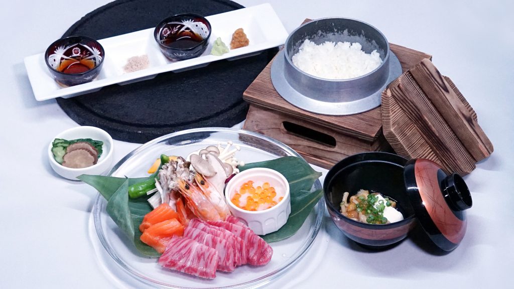 にかほまるごと鳥海石焼き